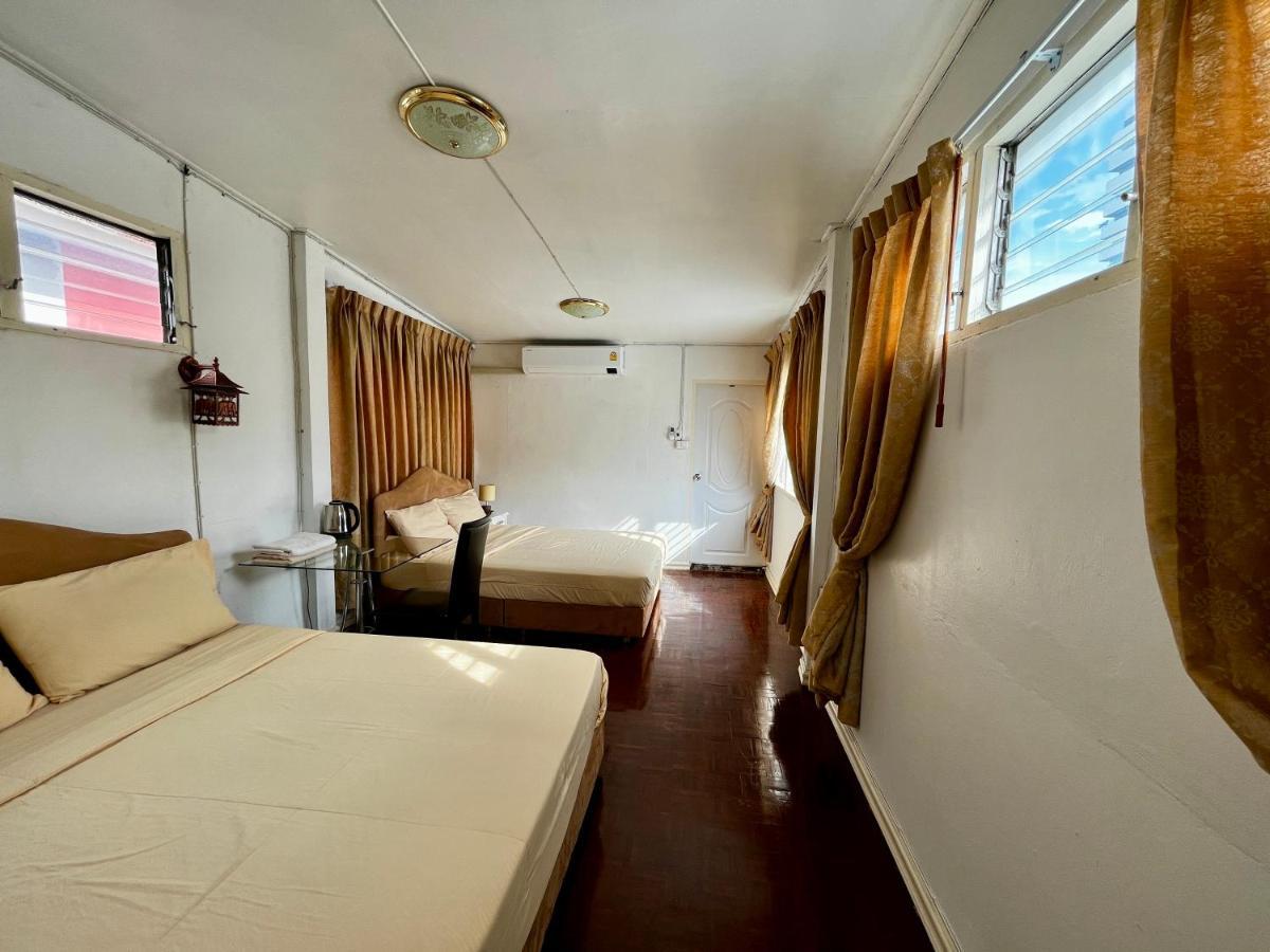 C U Again Hotel Bangkok Kültér fotó